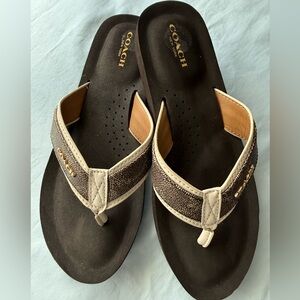 NWOT Coach Brown Judy Sandals Sz 8